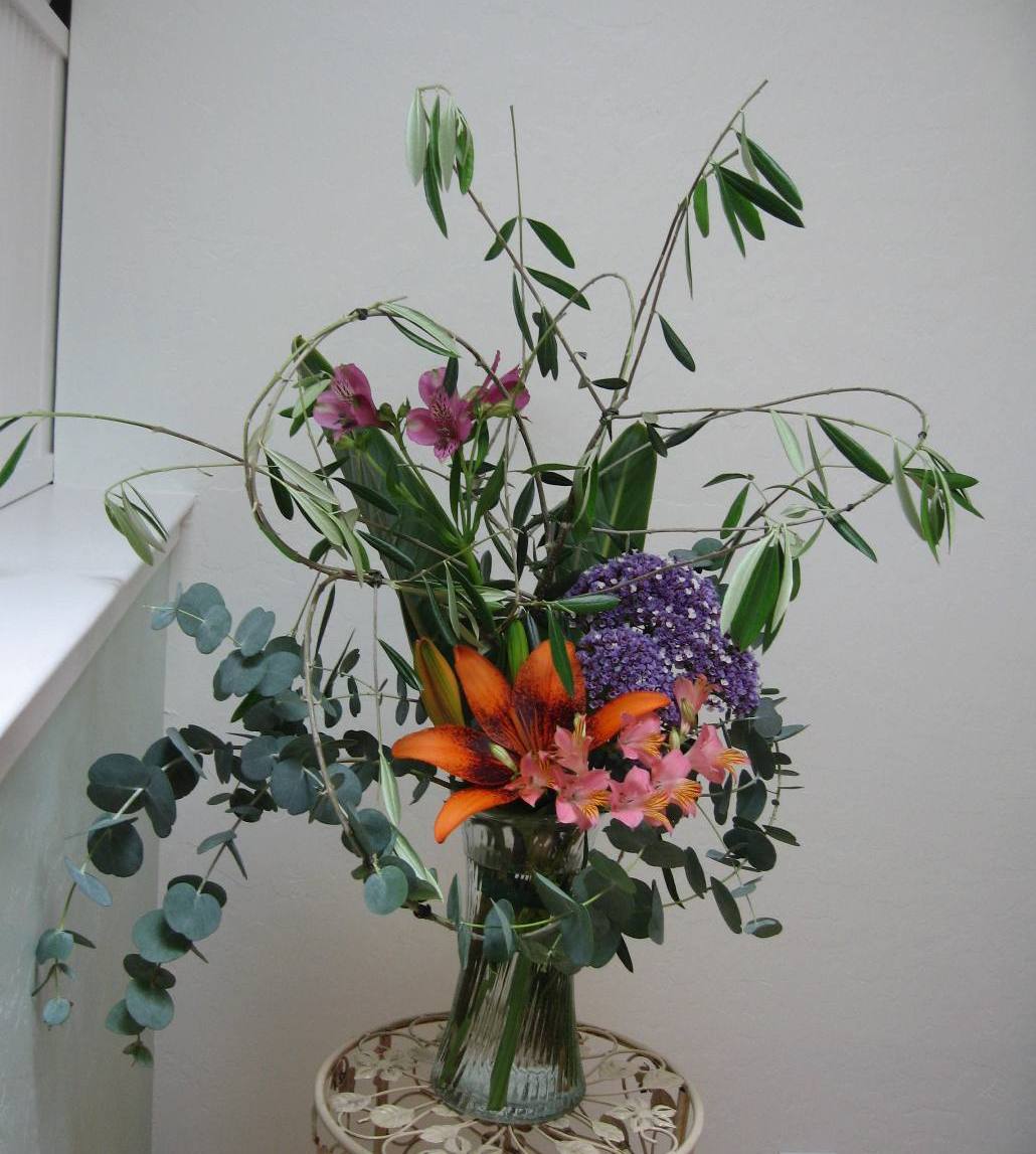 Bouquet by Joane, Arrangement　by　M.F., Bouquet by M.Y.